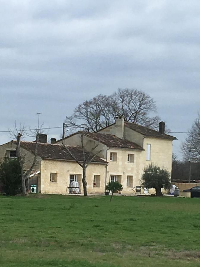 La Gelette Bed & Breakfast Genissac Bagian luar foto