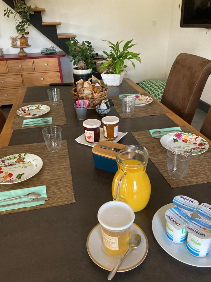 La Gelette Bed & Breakfast Genissac Bagian luar foto